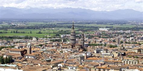 incontri gay a novara|Gay a Novara